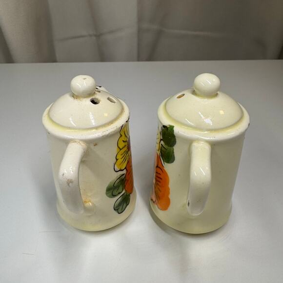 Vintage Hand-Painted Floral Salt & Pepper Shakers 1940s Ceramic Japan Style - Picture 4 of 8